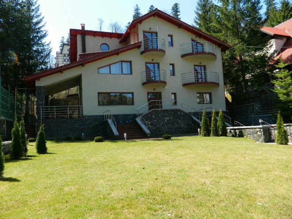 Willa Casa Cristian Sinaia Zewnętrze zdjęcie